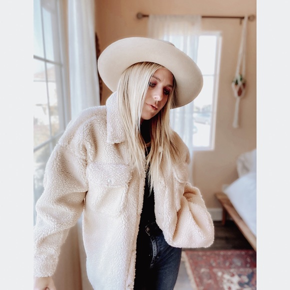 NWT FAUX FUR SNAP BUTTON JACKET - Picture 15 of 16